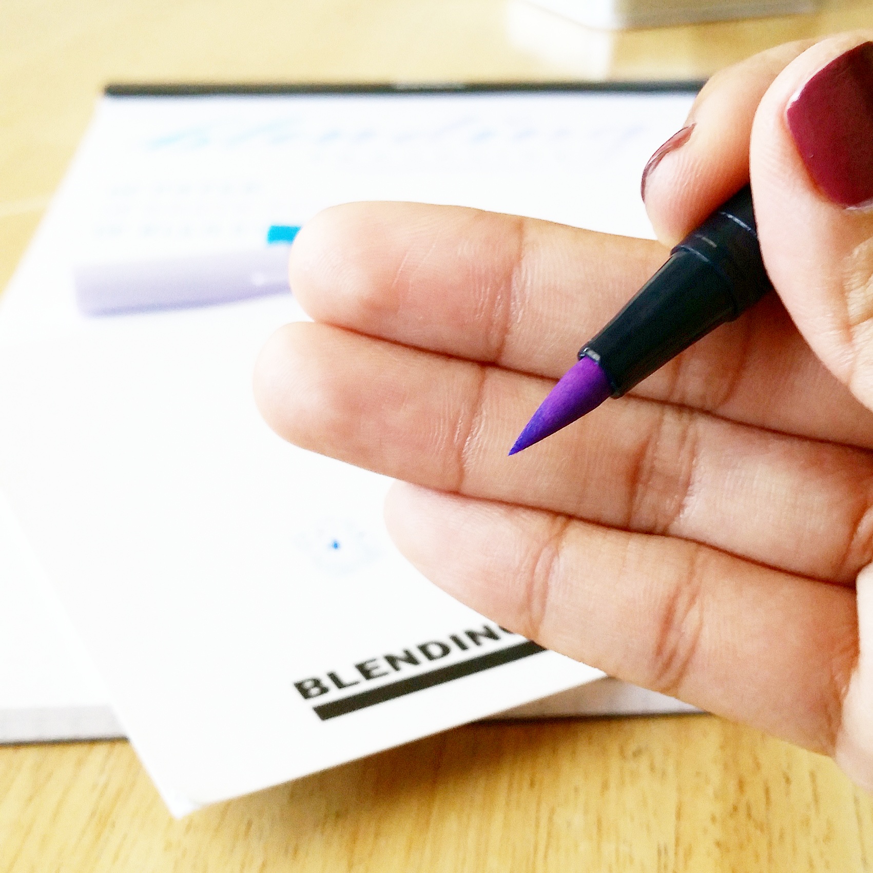 How to blend with the Tombow blending palette and dual brush pens ...